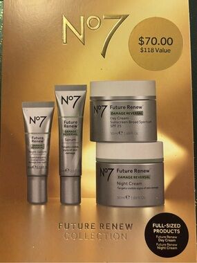 No7 Future Renew Damage Reversal Skincare Set new unopened nIB!